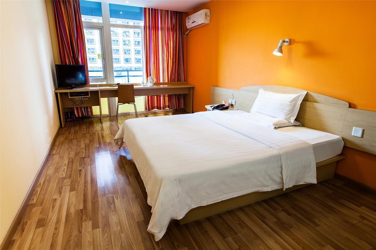 7Days Inn Xingyi Pingdong Avenue المظهر الخارجي الصورة